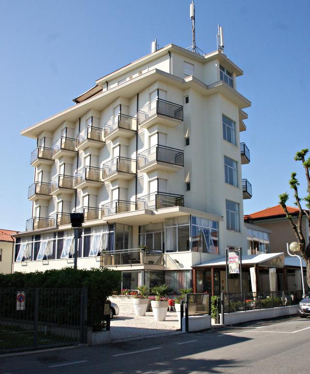 Hotel Goldene Rose Rimini Exterior photo